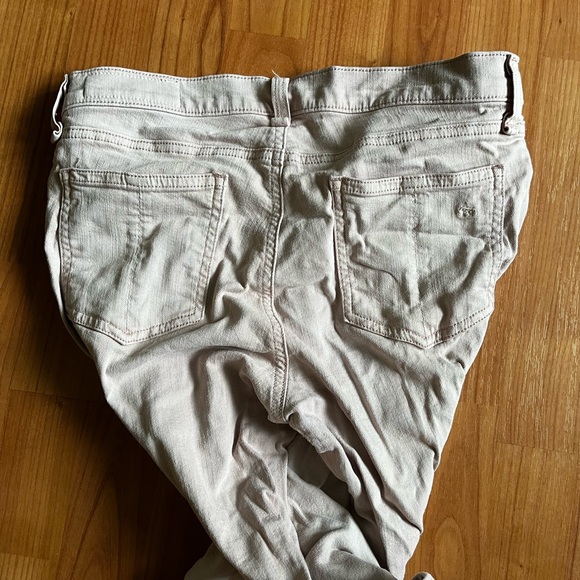 Very good condition. Just wrinkled from the drawer - Picture 2 of 2